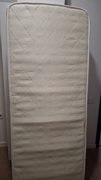 Продам матрас б.у.  80х200см