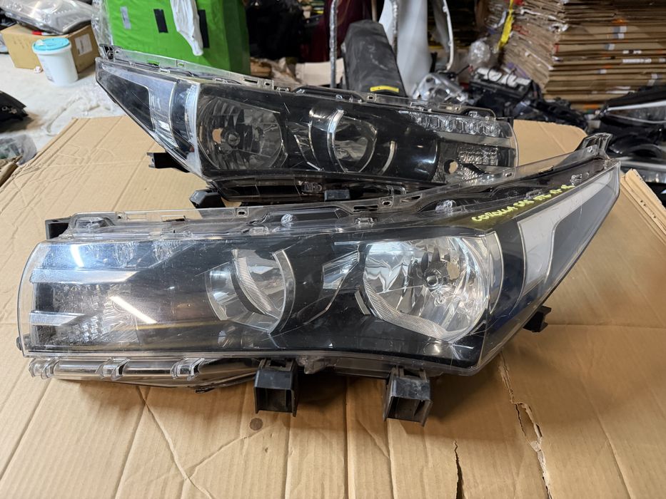 Far stanga / dreapta Toyota Corolla e16 HalogenLed 2013/2014/2015/2016