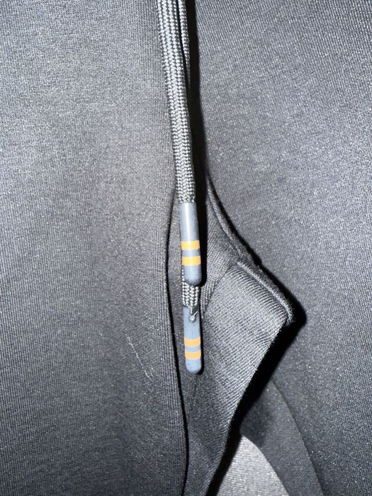 Мъжки екип нов L  номер