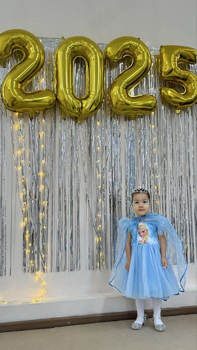 Платье эльза со шлейфом