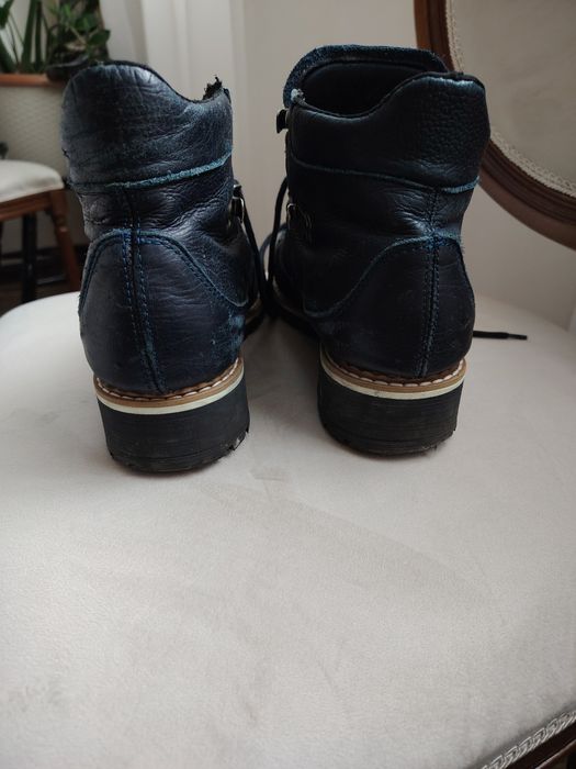 Ghete piele mărimea 37