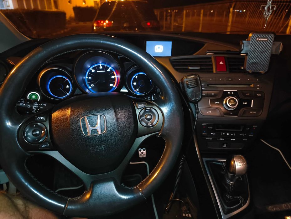 Vând Honda Civic x9