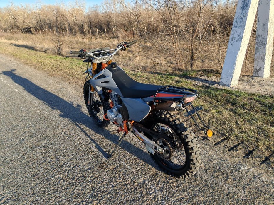 Продам эндуро почти новый