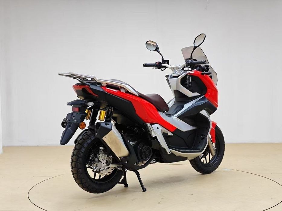 Скутер TEZZA BIZON 180куб