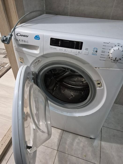 Продам стиральную машину Candy Smart
Тип: