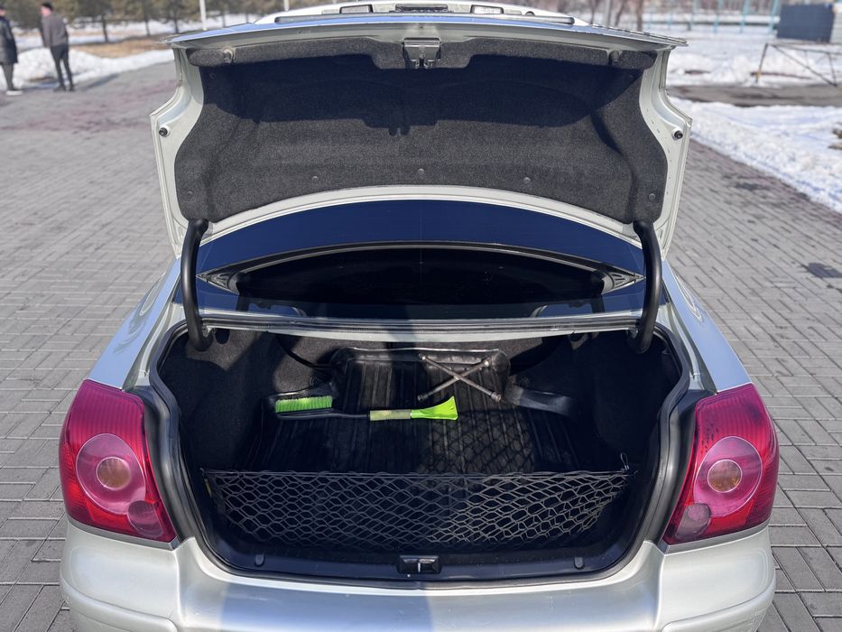 Продам Тайота Авенсис……………………………………………………..,………………………………………………………………..