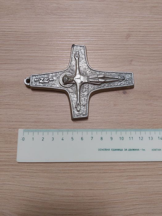 Стари религиозни кръстове