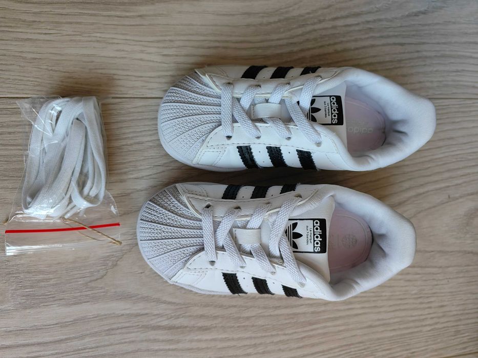 Маратонки Adidas