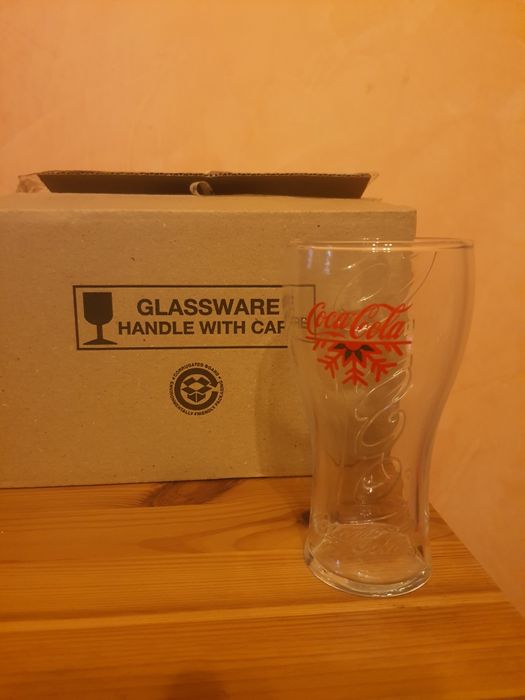 Pahare coca cola 6 buc , cutie, nefolosite.