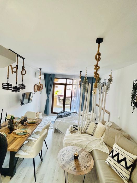 Продава се Едностаен апартамент в Созопол - 45 кв.м за 1617 €/кв.м - Снимка #2