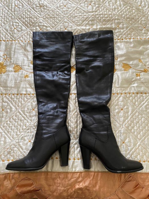 Продам осенние сапоги