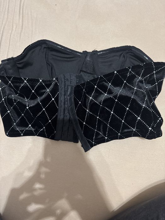 Лъскав къс потник