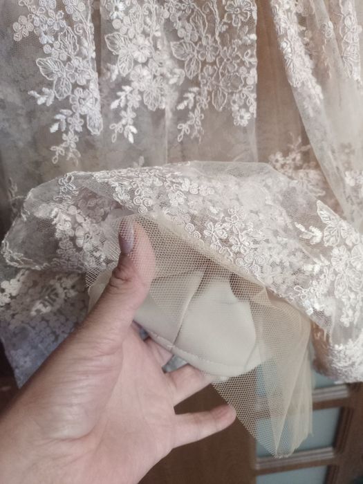 Rochie elegantă din dantelă