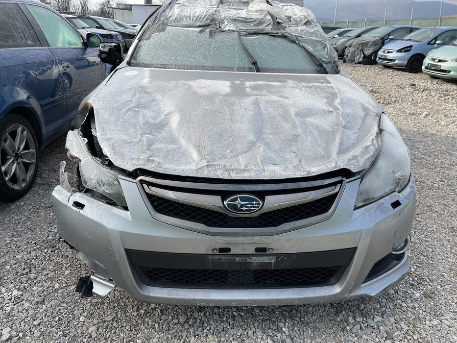 Subaru Legacy 2012 V 2.5i На части