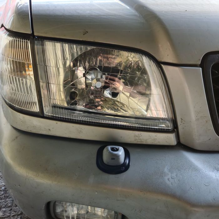 Полиране на фарове с химическо нанасяне на полимер