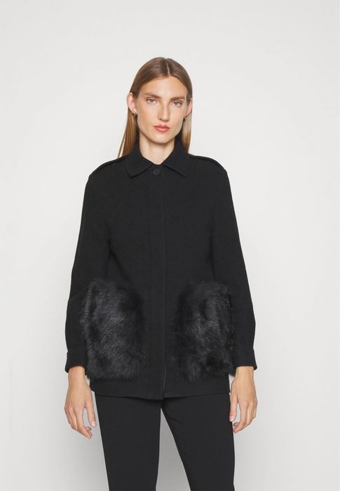 Studio ID вълнено палто с естествен косъм