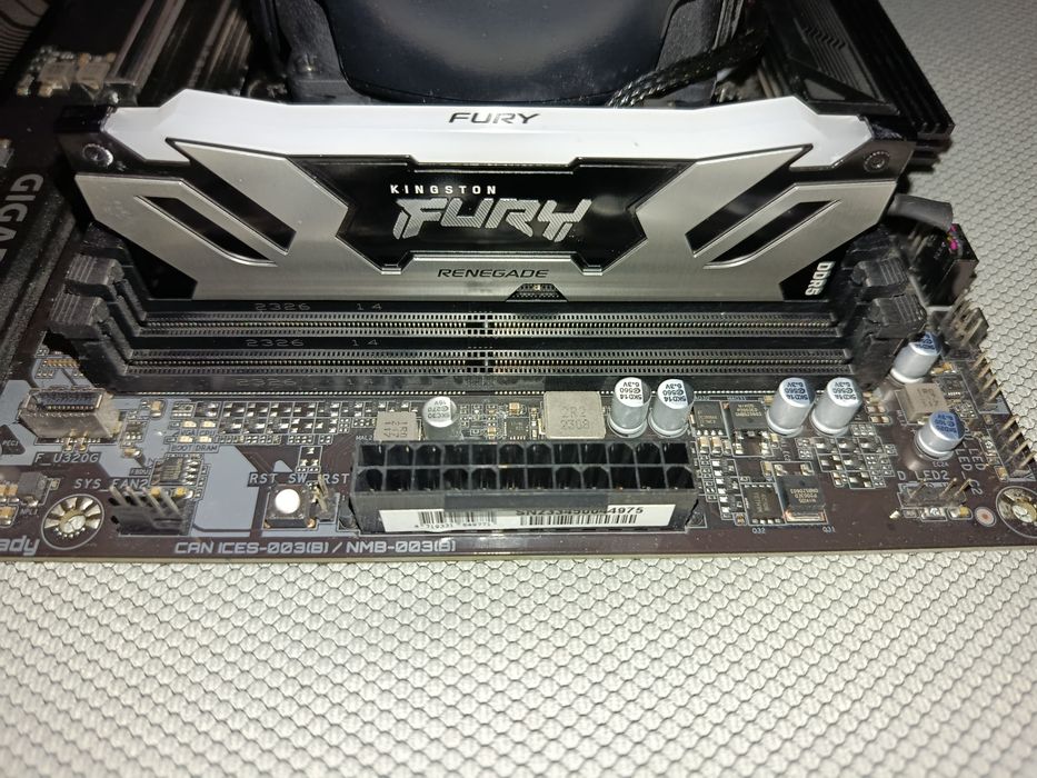 Kit Gigabyte B650 Gaming x Ax + R5 7600 + 16gb DDR5 Kingston Fury 6400 mt