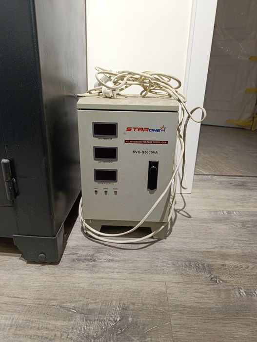 Стабилизатор напряжения