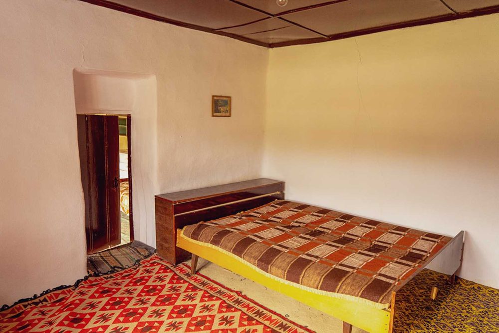 Продава се Къща в с. Слатина, Област Силистра - 200 кв.м за 29 €/кв.м - Снимка #3