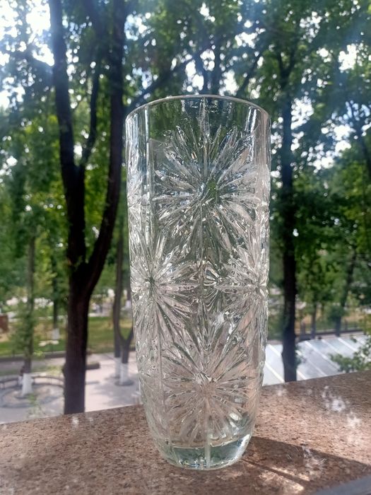 Продам цветочные вазы