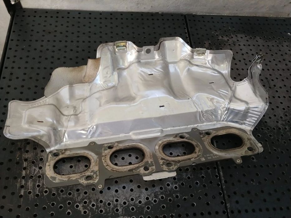 scut protectie termica motor 2.0b 260920 mercedes a-class a35 amg w177  euro 6 a2601423700
