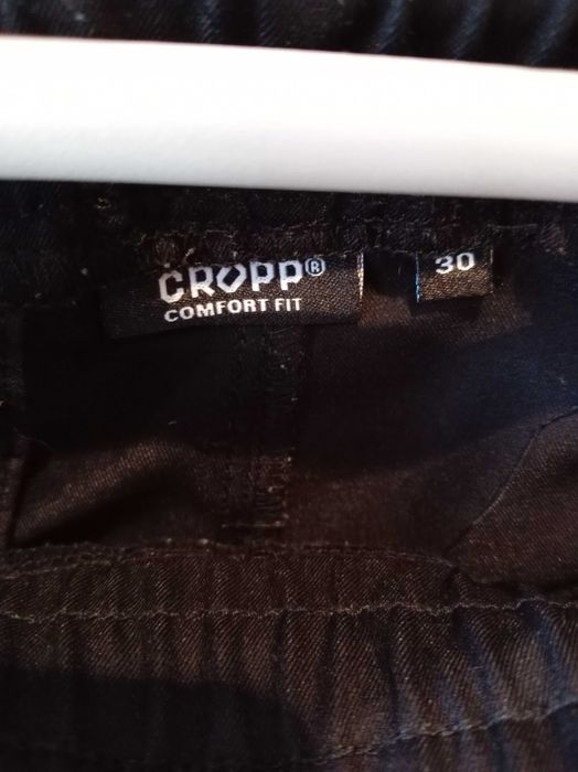 Нов карго панталон Cropp