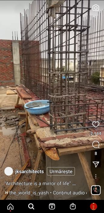 Casa cu mansarda de la 250 euro mp la rosu și 500 euro la gata