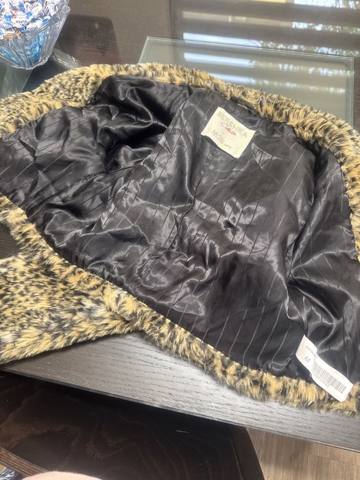 Ефектно палтенце лежпард