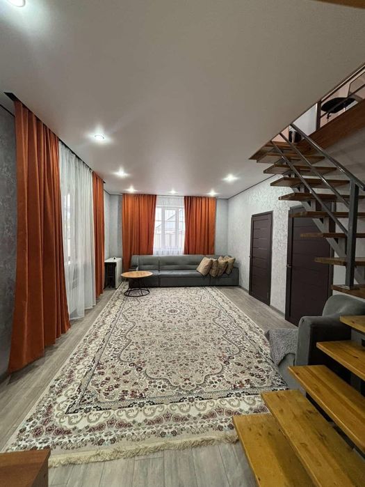 Частный дом с мебелью