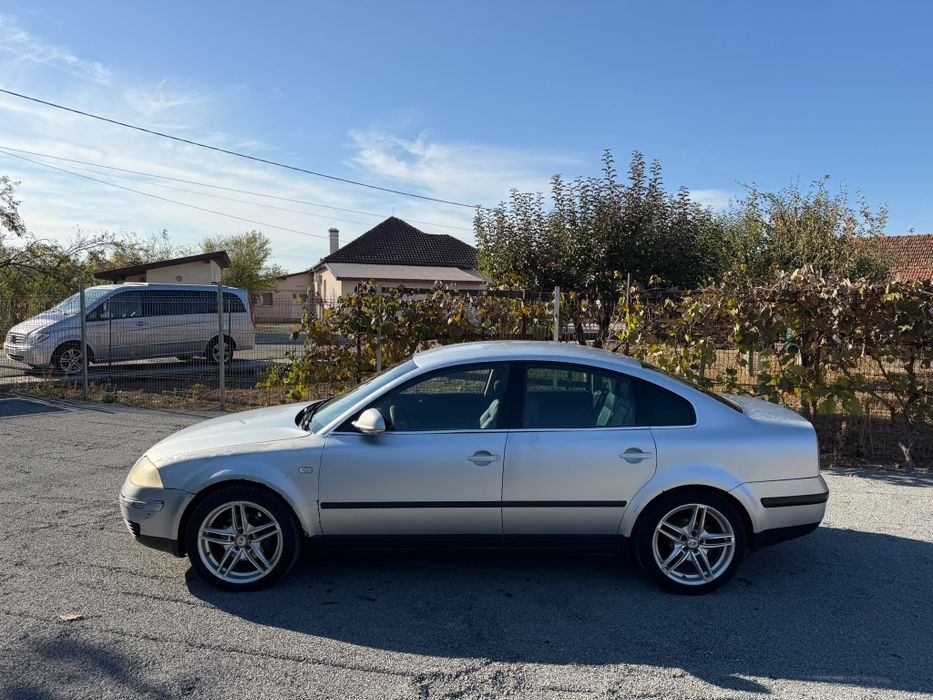 VOLKSWAGEN Passat 0 — imagine 2