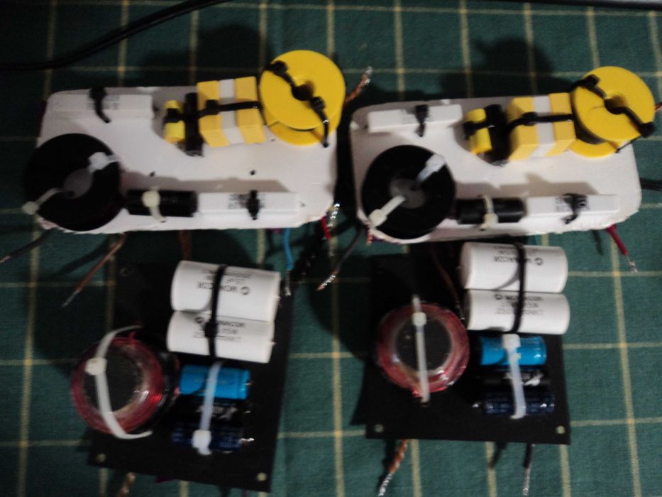 Aduceţi vechile dvs. incinte acustice la viaţa