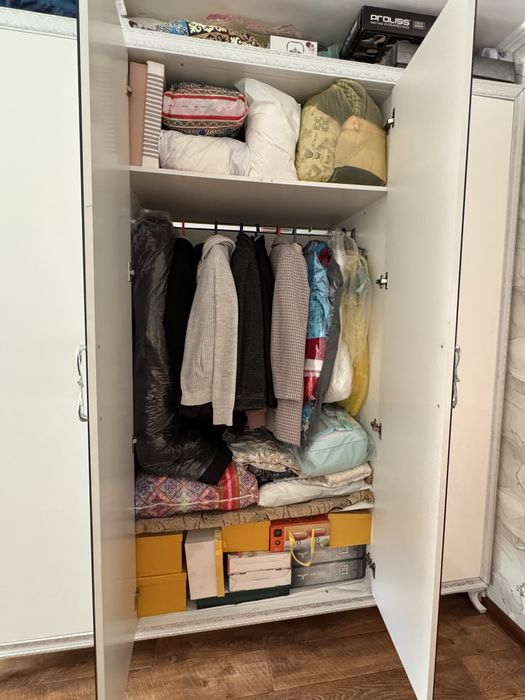 Продам шкаф б/у белый цвет