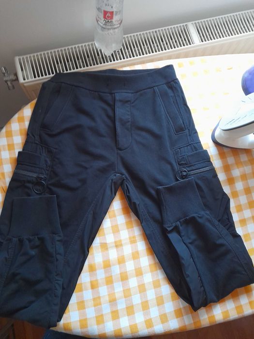 Vand Pantaloni de la Vagabond