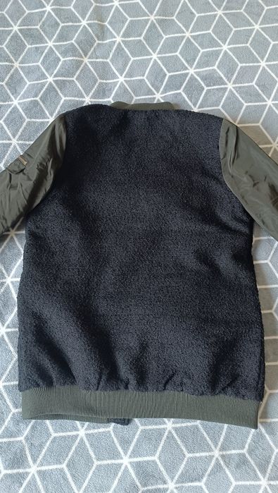 Продам бомбер Next размер М