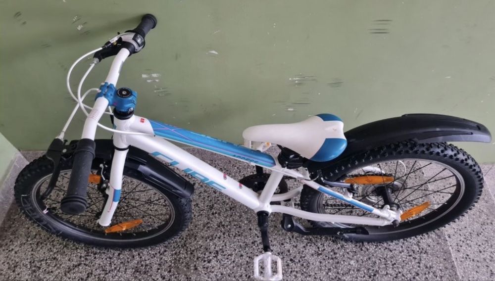 Продавам Сube Access 20 алуминиев детски велосипед/колело