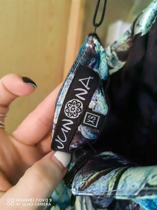 Официална рокля xs къса