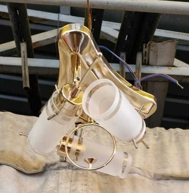 Люстры 1-4 рожковые, новые