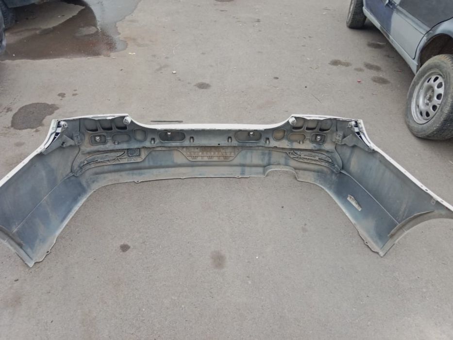 Бампера бмв Е 60 оригинал