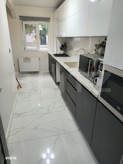 Apartament de vanzare, 3 camere, 100 mp - Balta