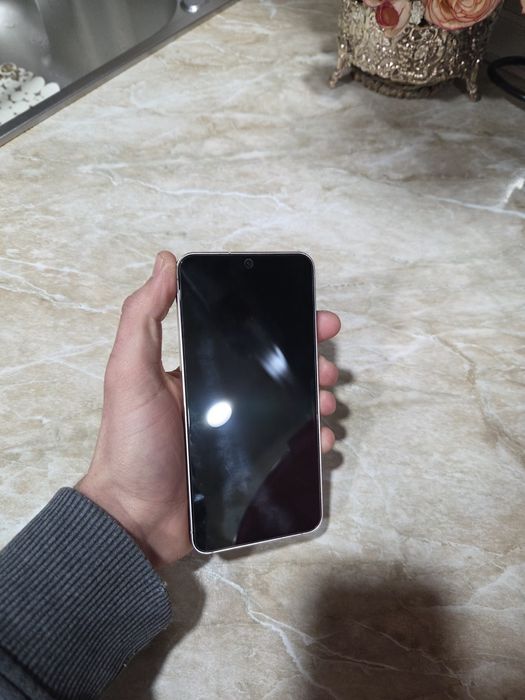 Samsung S24 Sotiladi