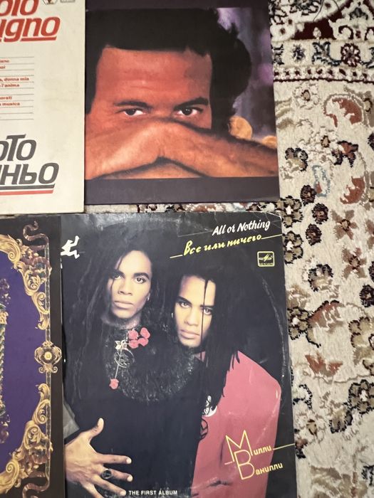 Продаются виниловые пластинки в большом количестве. Эстрада, джаз и тд