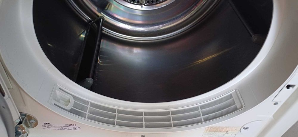 Сушилня AEG внос