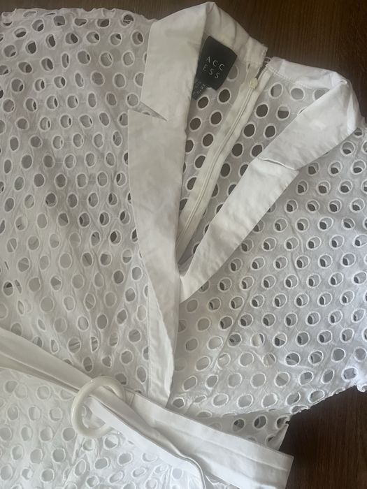 ACCESS - елегантни гръцки бели дрехи