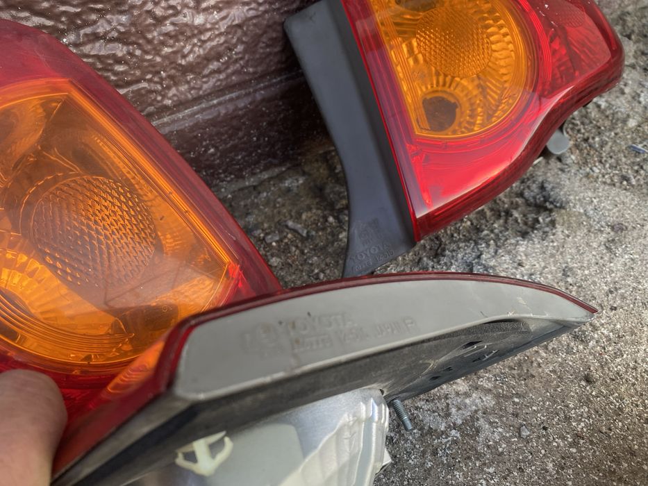 Фонарь Тойота каролла 150