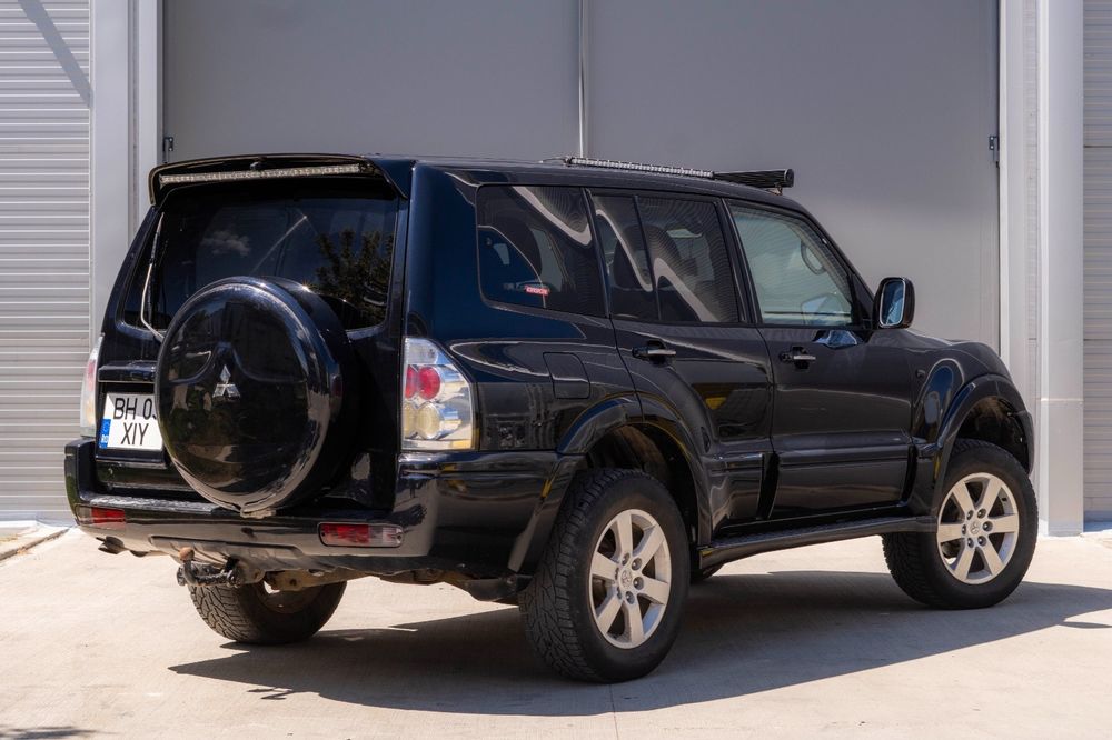 MITSUBISHI Pajero 2005 — imagine 4