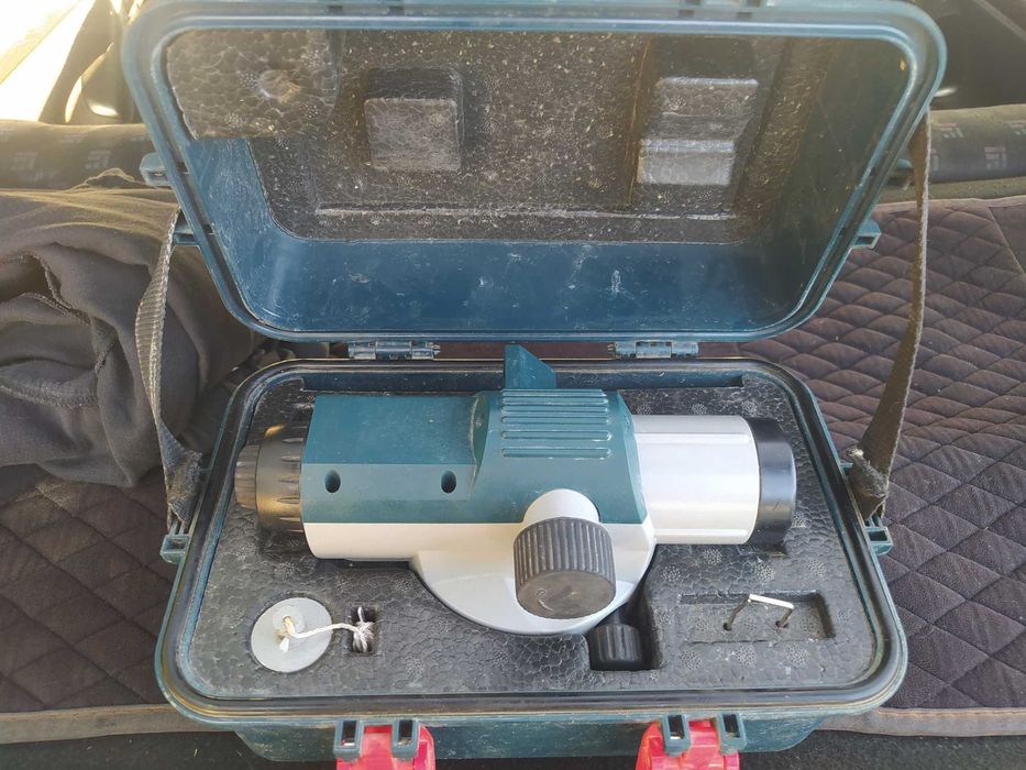 Нивелир оптический