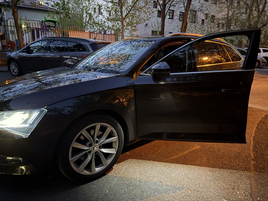 Vand Skoda Superb 2016 2.0 TDI Automata