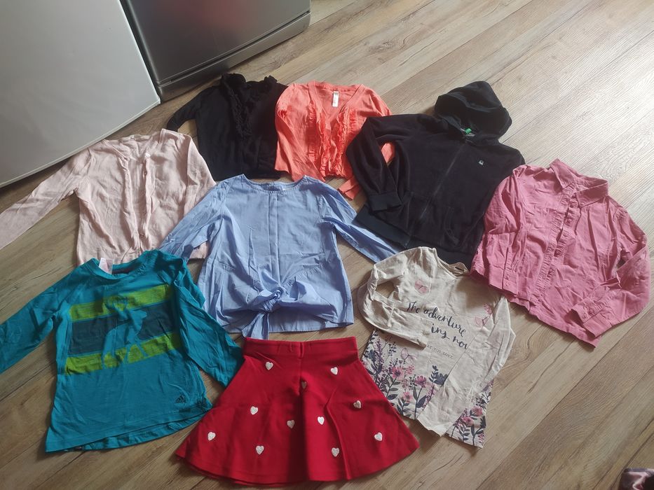 Продам шапки на девочку