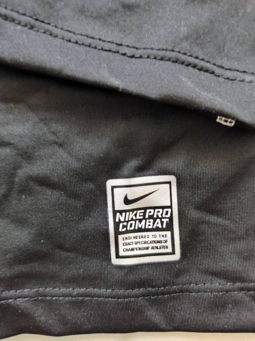 Bluză Nike mânecă lungă neagră Dry-Fit mărime XL fit L