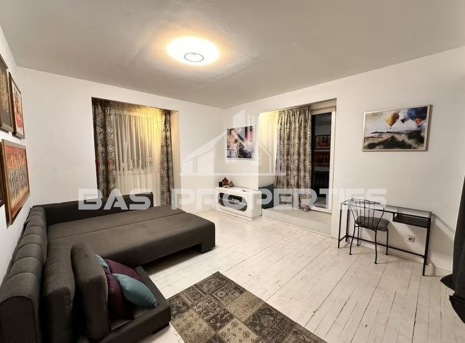 Продава се Многостаен апартамент в София, Център - 175 кв.м за 1921 €/кв.м - Снимка #2